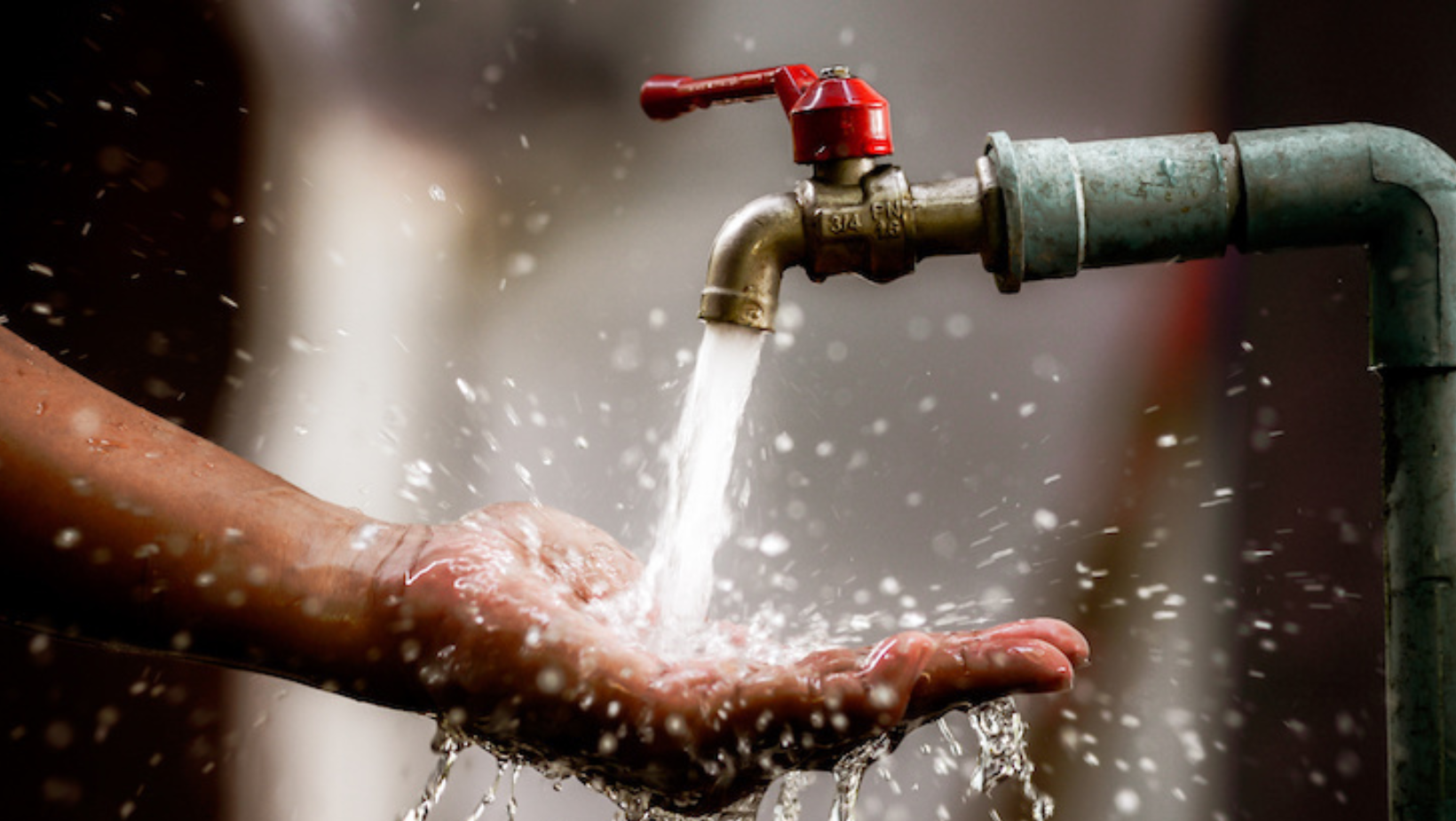 acqua potabile da pozzo artesiano in ogliastra e in sardegna